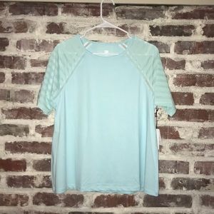 Tail Women’s Sea Foam Activewear Top - NWT!!